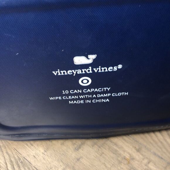 Vineyard Vines 🐳 10 can Cooler Padded Adj. Shoulder Strap beach 🏖 it stay cool - Picture 4 of 17